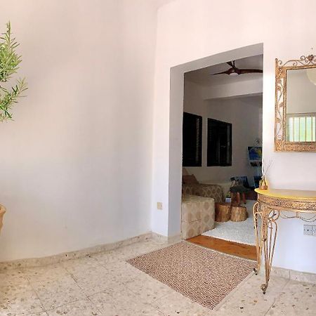 Ferienwohnung The Bay Laurel Limassol Exterior foto